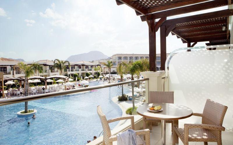Mythos Beach Resort アファンドウ エクステリア 写真